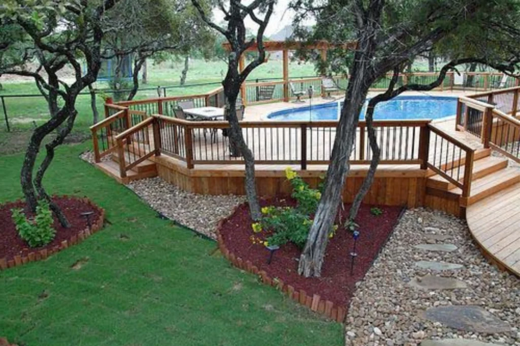 Access Your Pool Deck from All Sides