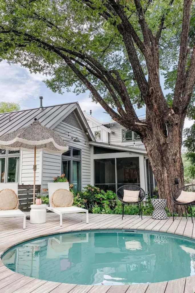 Build The Pool Into The Deck