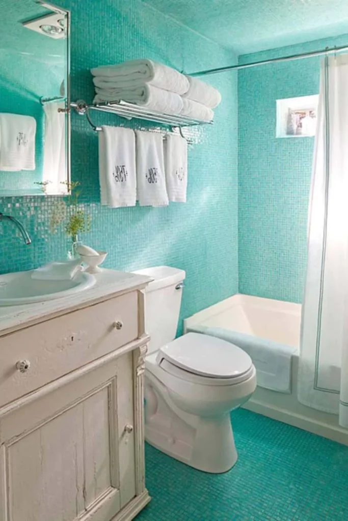 Go Bold With Monochromatic Tiles