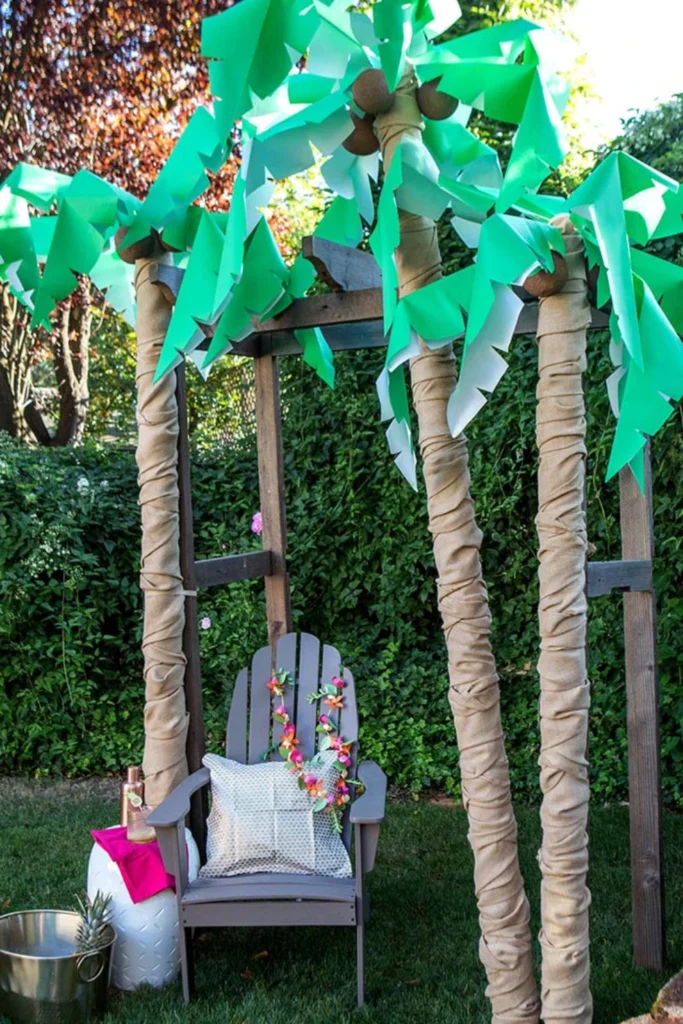 Tropical Palm Tree Decorations